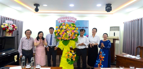 Chi họi Nha van VN tinh DN 2.jpg