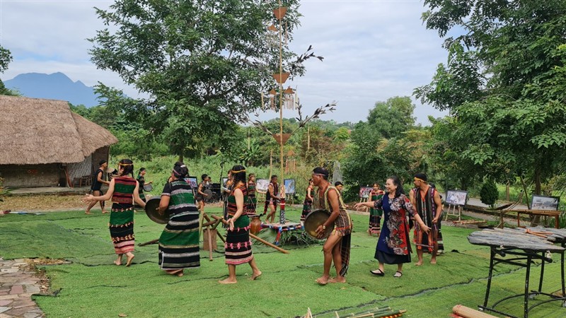 Lễ hội kết nghĩa buôn làng -2_800_28082025161747.jpg